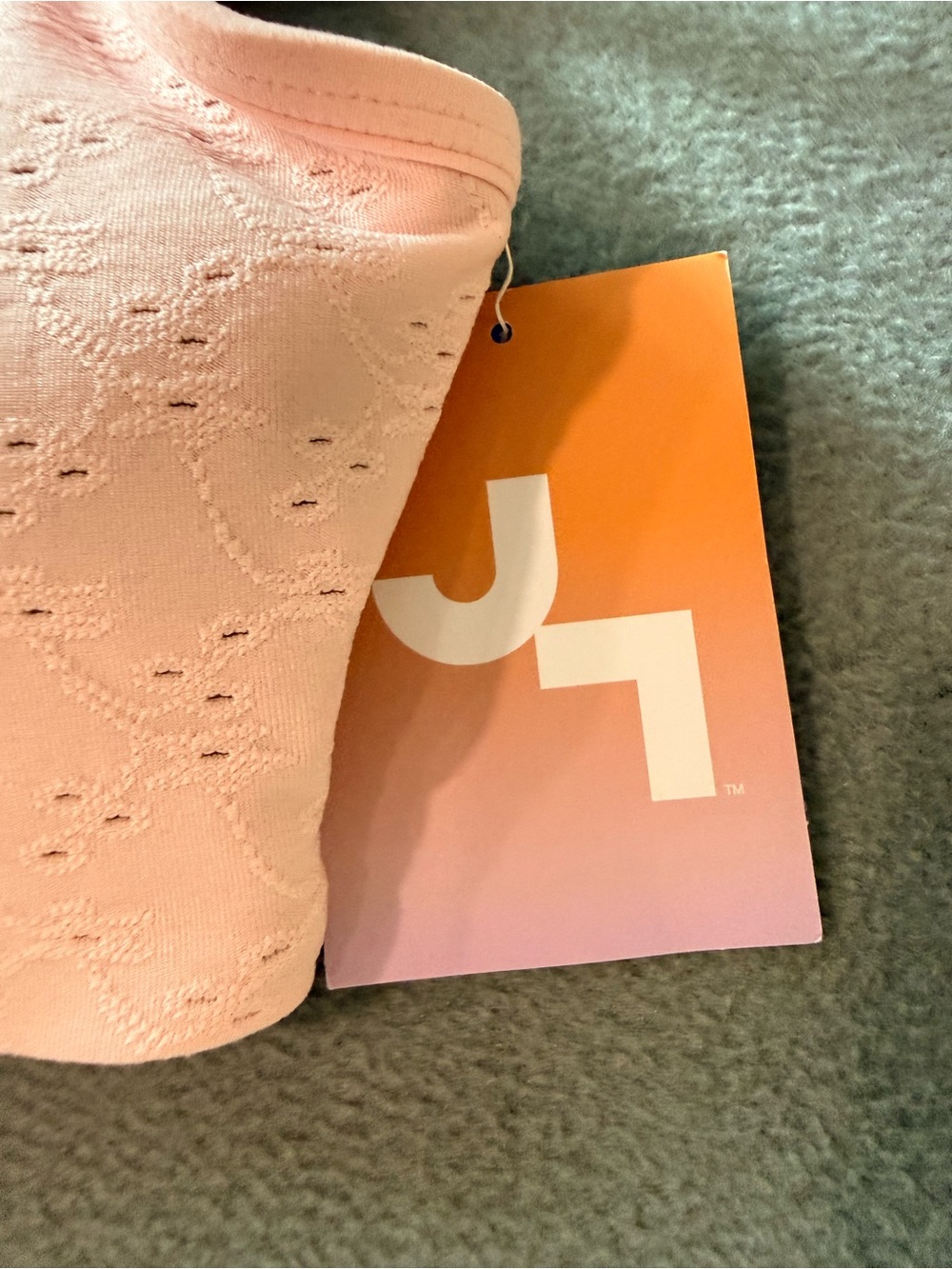 JoyLab - Light Pink Eyelet High-Rise Bike Shorts with Matching Athletic Bra - Picture 3 of 12